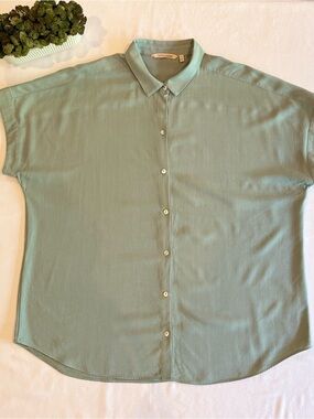 Soft Surroundings Je Veux TENCEL Light Sage Button-Up Shirt